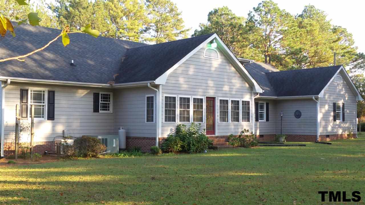 400 South 8th Street Erwin, NC 28339 - Photo 2 of 19 Gallery Image 2