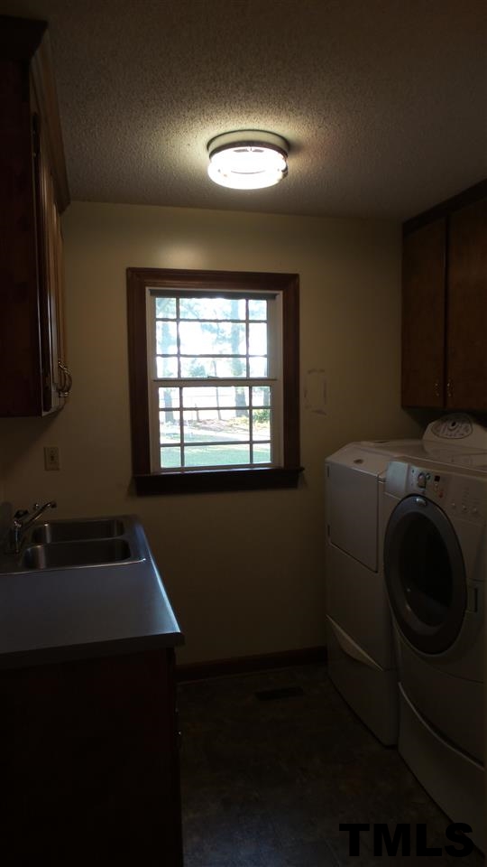 400 South 8th Street Erwin, NC 28339 - Photo 10 of 19 Gallery Image 10