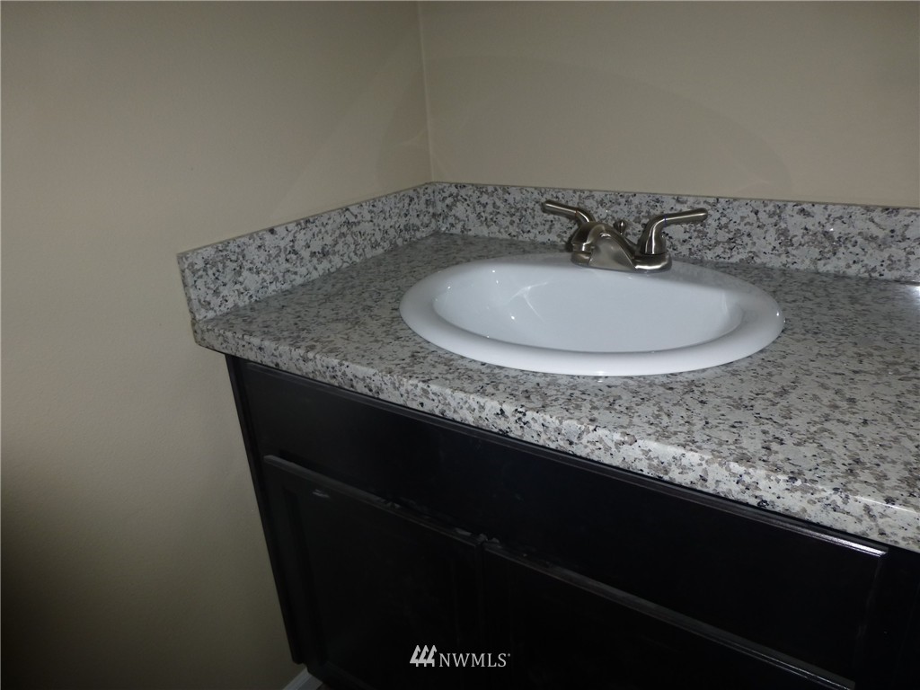 3870 Banner Road Southeast Port Orchard, WA 98366 - Photo 6 of 13 Gallery Image 6
