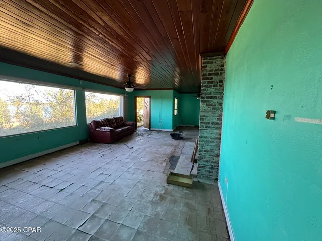 $1,200,000 | 207 Compass Lake Drive, Alford, FL 32420