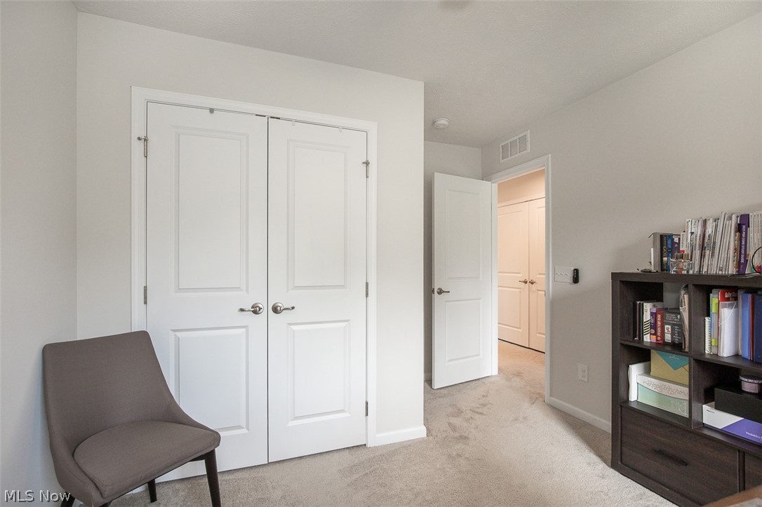 1169 Meadow Run Akron, OH 44321 - Photo 23 of 35
