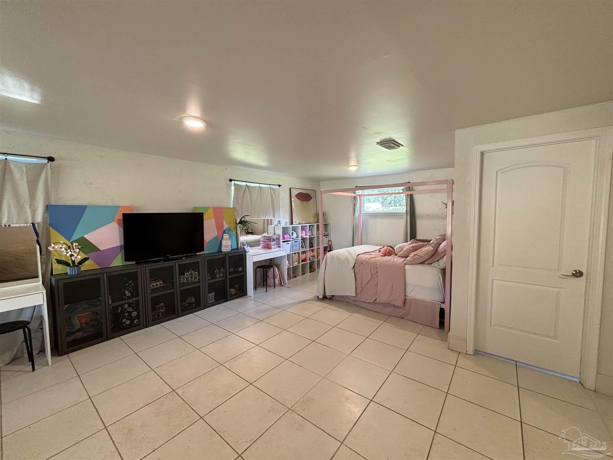 8827 Burning Tree Road Pensacola, FL 32514 - Photo 31 of 36 Gallery Image 31