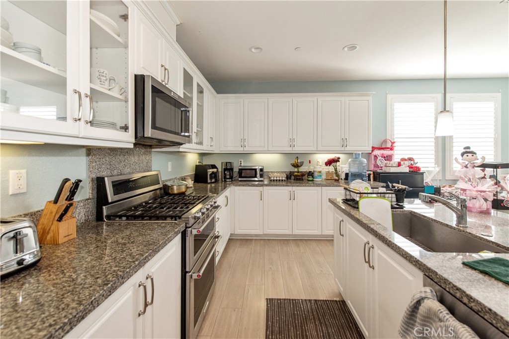 3245 Midsummer Privado Ontario, CA 91761 - Photo 5 of 16