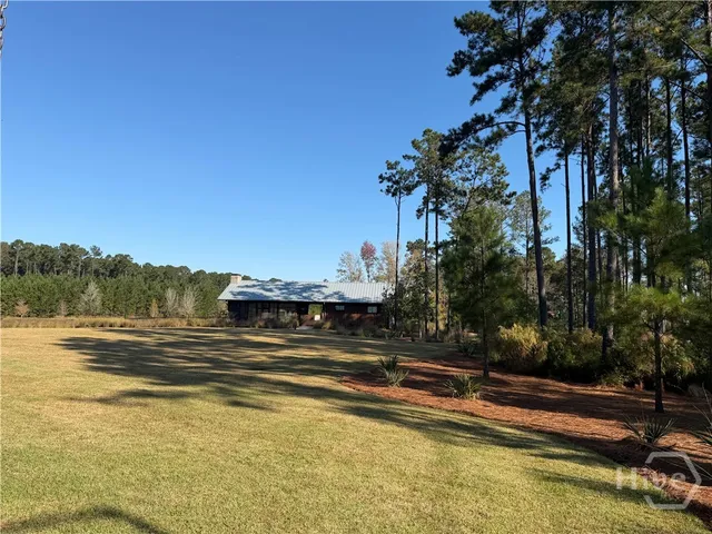 $2,700 | 247 Crosstown Avenue, Richmond Hill, GA 31324