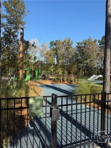 $2,700 | 247 Crosstown Avenue, Richmond Hill, GA 31324