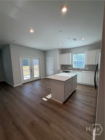 $2,700 | 247 Crosstown Avenue, Richmond Hill, GA 31324