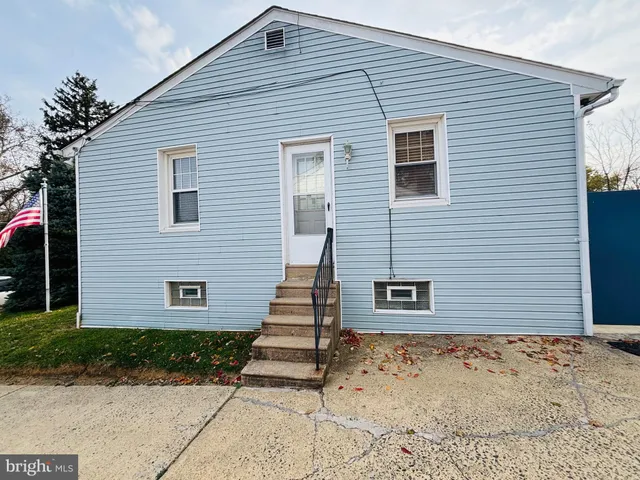 $335,000 | 8012 Lawndale Avenue, Philadelphia, PA 19111
