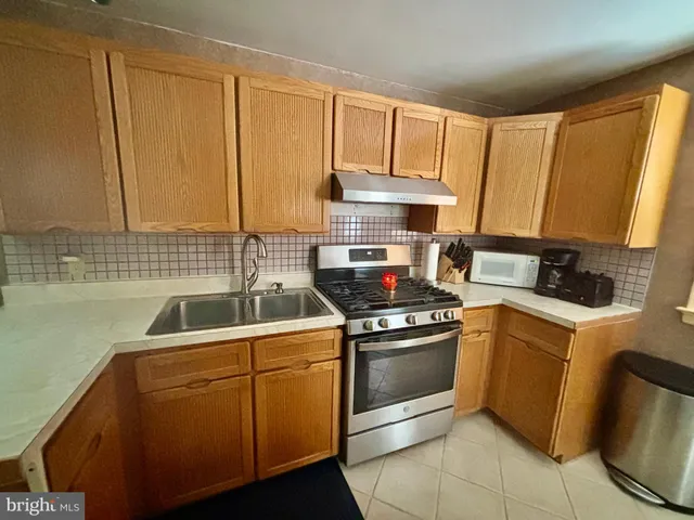 $335,000 | 8012 Lawndale Avenue, Philadelphia, PA 19111