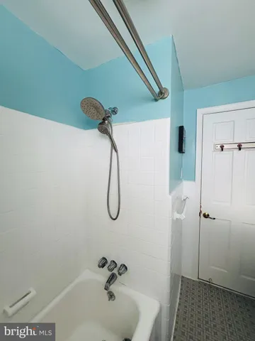 $335,000 | 8012 Lawndale Avenue, Philadelphia, PA 19111