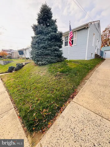 $335,000 | 8012 Lawndale Avenue, Philadelphia, PA 19111