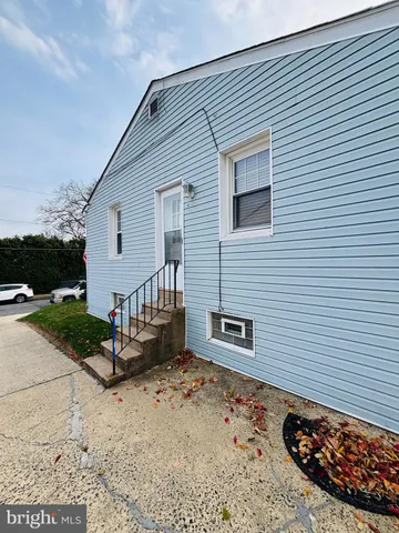 $335,000 | 8012 Lawndale Avenue, Philadelphia, PA 19111
