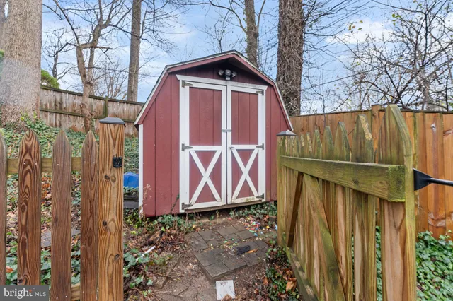 $1,149,000 | 8801 Clifford Avenue, Chevy Chase, MD 20815