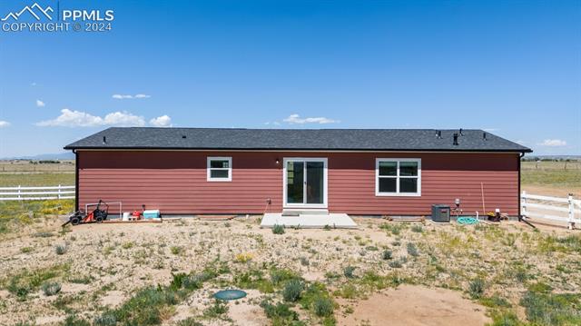 5929 North Log Road Calhan, CO 80808 - Photo 4 of 41 Rear view of house
