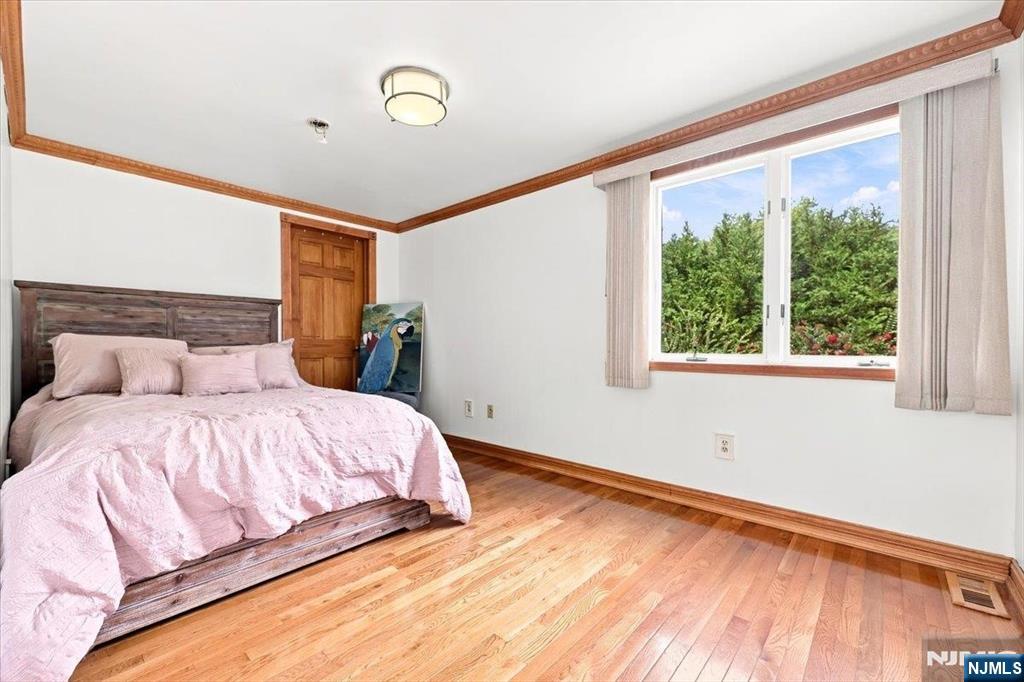 19 Hillside Road Manalapan, NJ 07726 - Photo 21 of 43 Gallery Image 21
