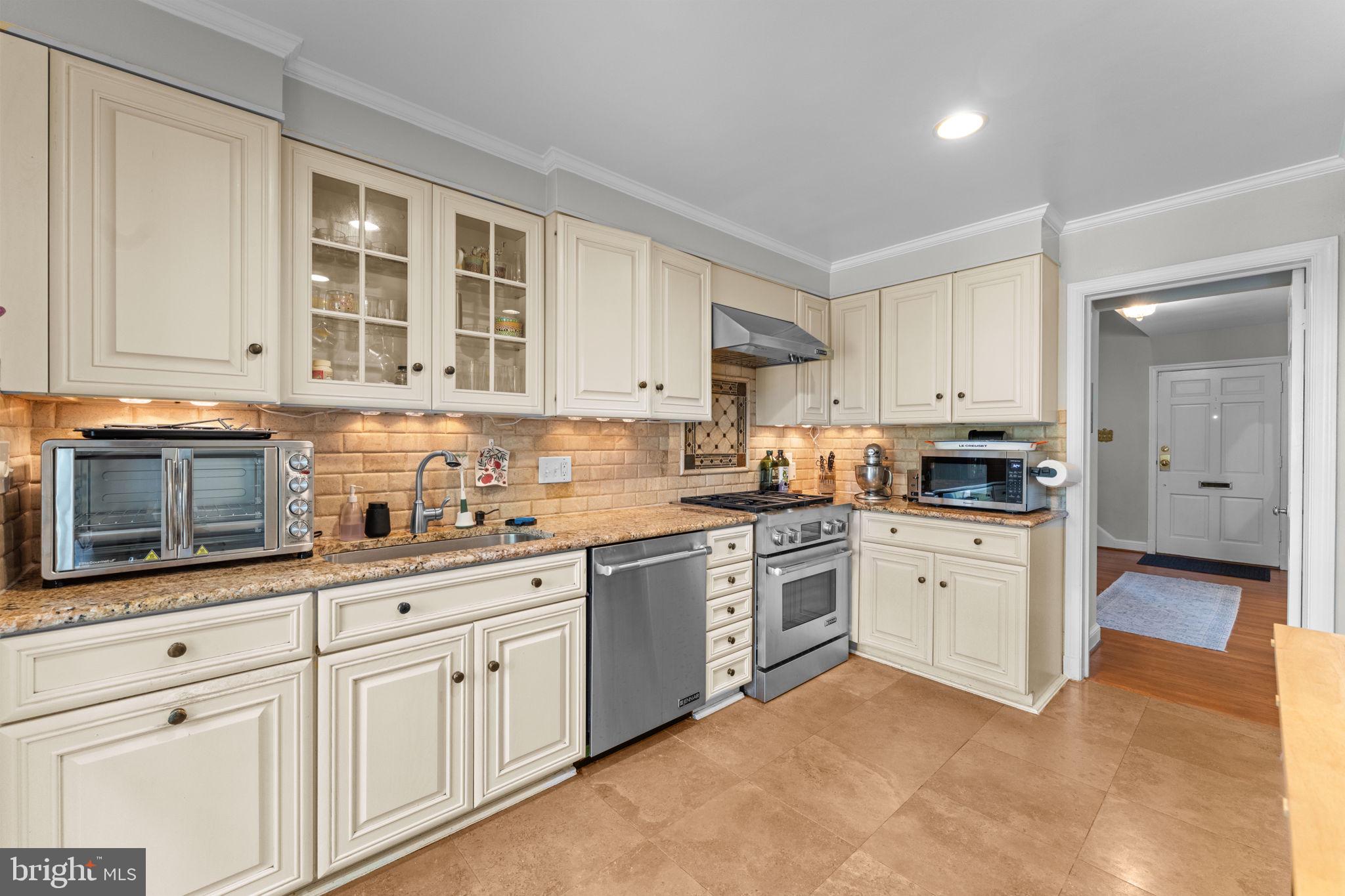 5121 Baltan Road Bethesda, MD 20816 - Photo 29 of 90 Charming kitchen with modern elegance.