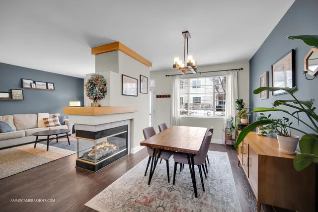 $385,000 | 31603 Kline Circle, Warrenville, IL 60555