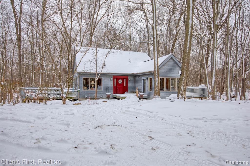 5400 Richardson Road Howell, MI 48843 - Photo 2 of 55