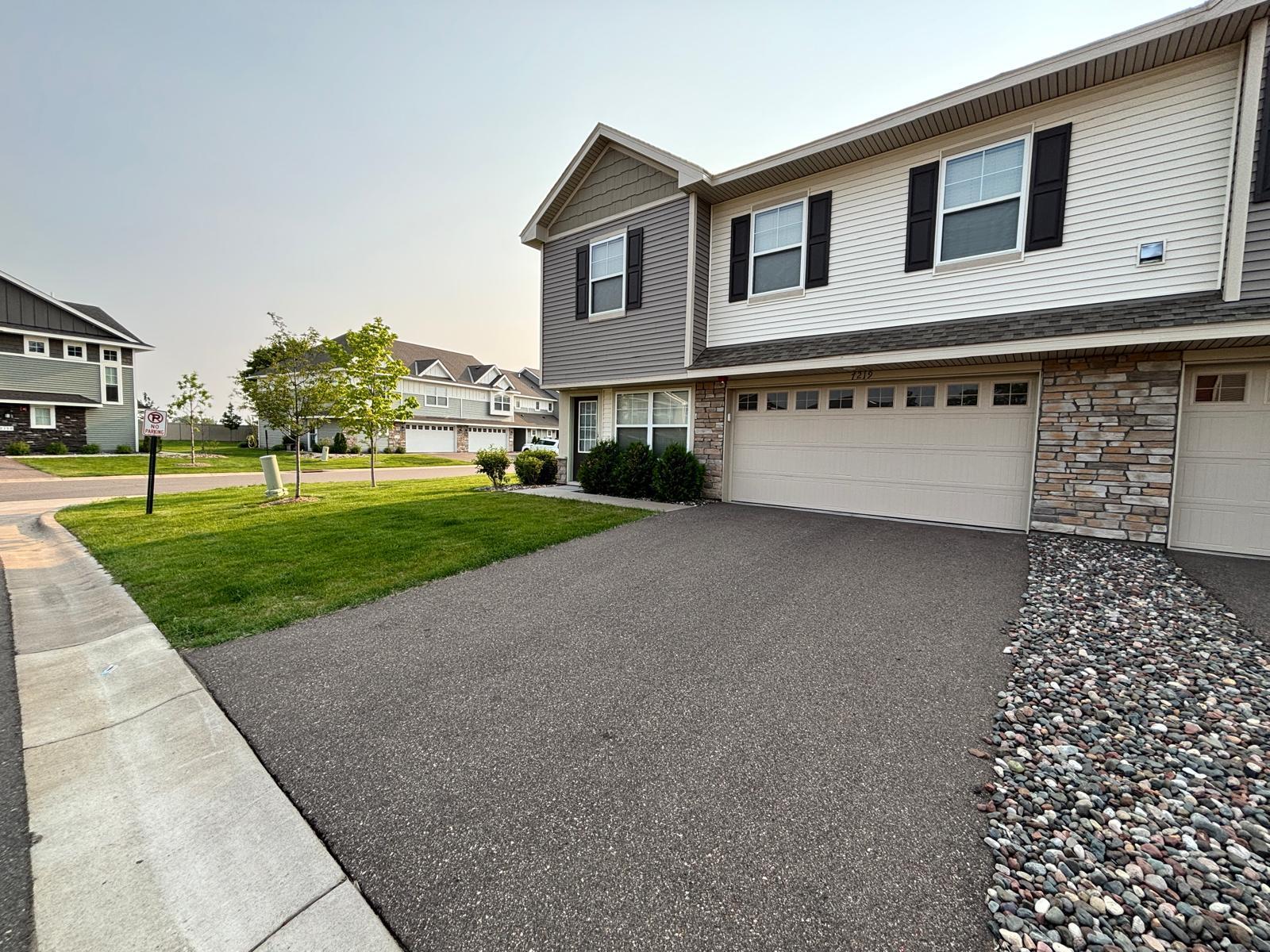 7219 Elmo Court Hugo, MN 55038 - Photo 5 of 27