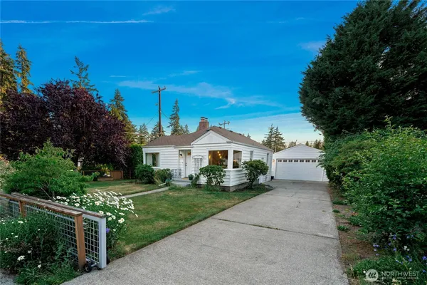 $899,000 | 13203 2nd Avenue Northwest, Seattle, WA 98177
