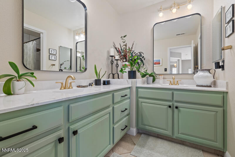 2968 Fox Trail Drive Reno, NV 89523 - Photo 17 of 24 a bathroom with a sink and mirror