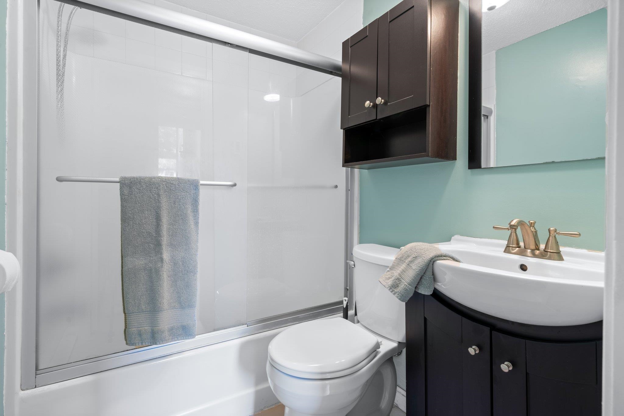 905 Mammoth Road, Unit 3 Manchester, NH 03104 - Photo 18 of 31