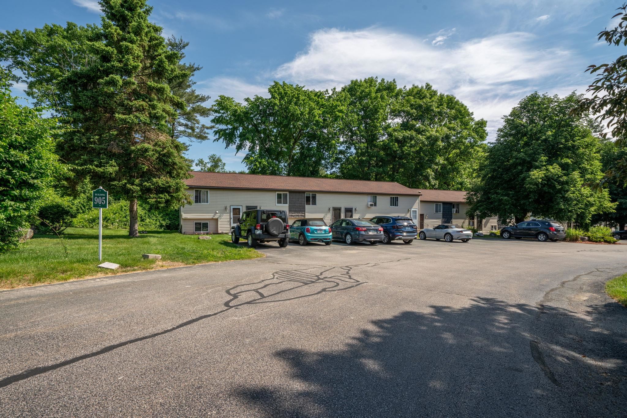 905 Mammoth Road, Unit 3 Manchester, NH 03104 - Photo 26 of 31