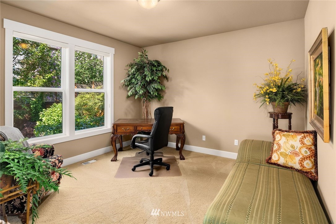 1110 North 32nd Street Renton, WA 98056 - Photo 13 of 28