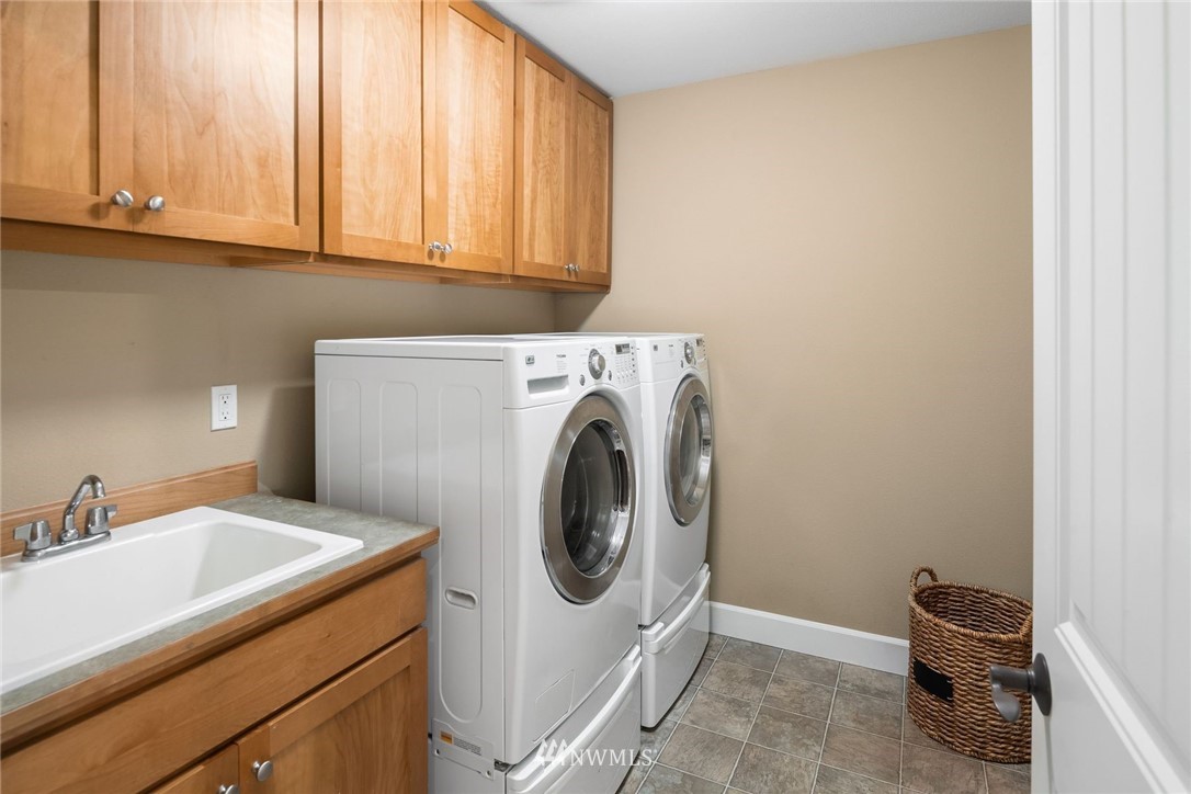 1110 North 32nd Street Renton, WA 98056 - Photo 23 of 28