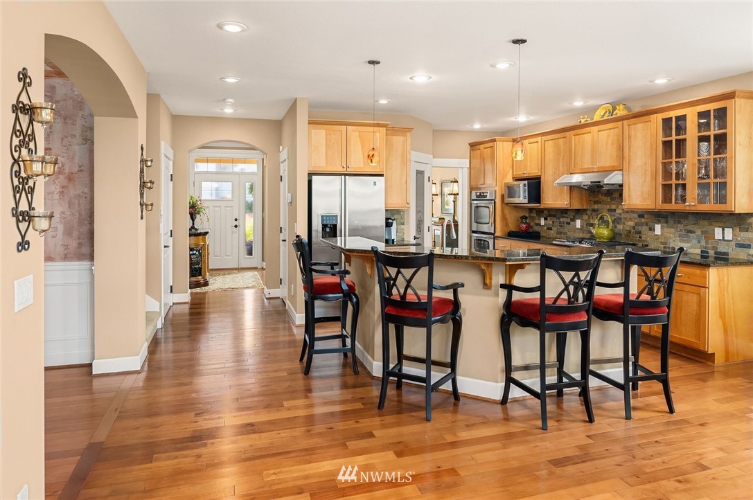 1110 North 32nd Street Renton, WA 98056 - Photo 6 of 28