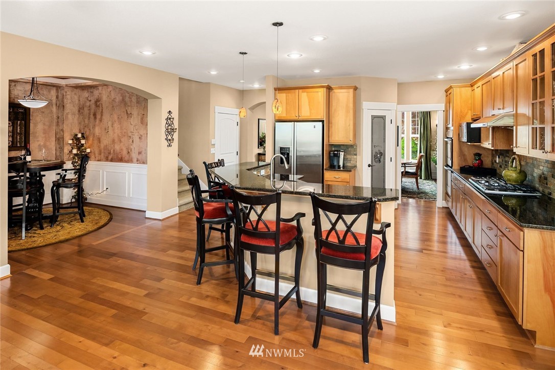 1110 North 32nd Street Renton, WA 98056 - Photo 7 of 28