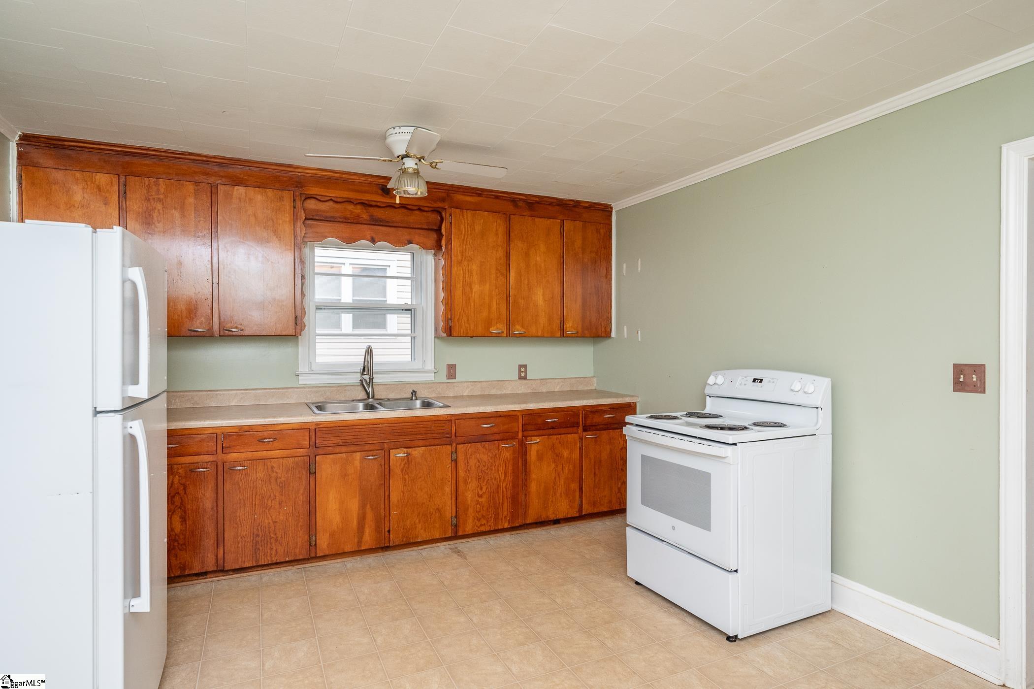 705 Shands Street Clinton, SC 29325 - Photo 16 of 22 Gallery Image 16