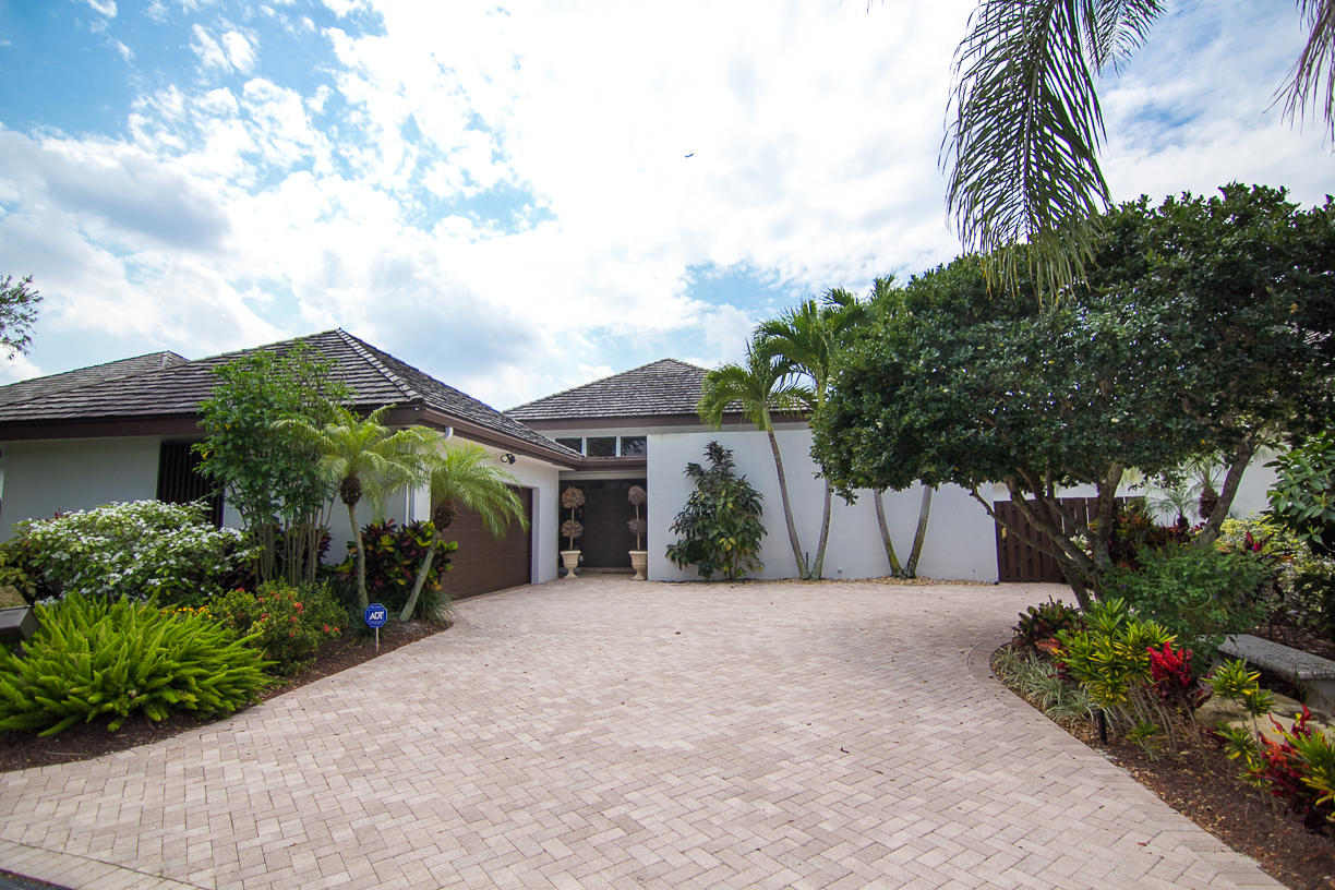 20629 Linksview Circle Boca Raton, FL 33434 - Photo 17 of 19 IMG_3702.jpg