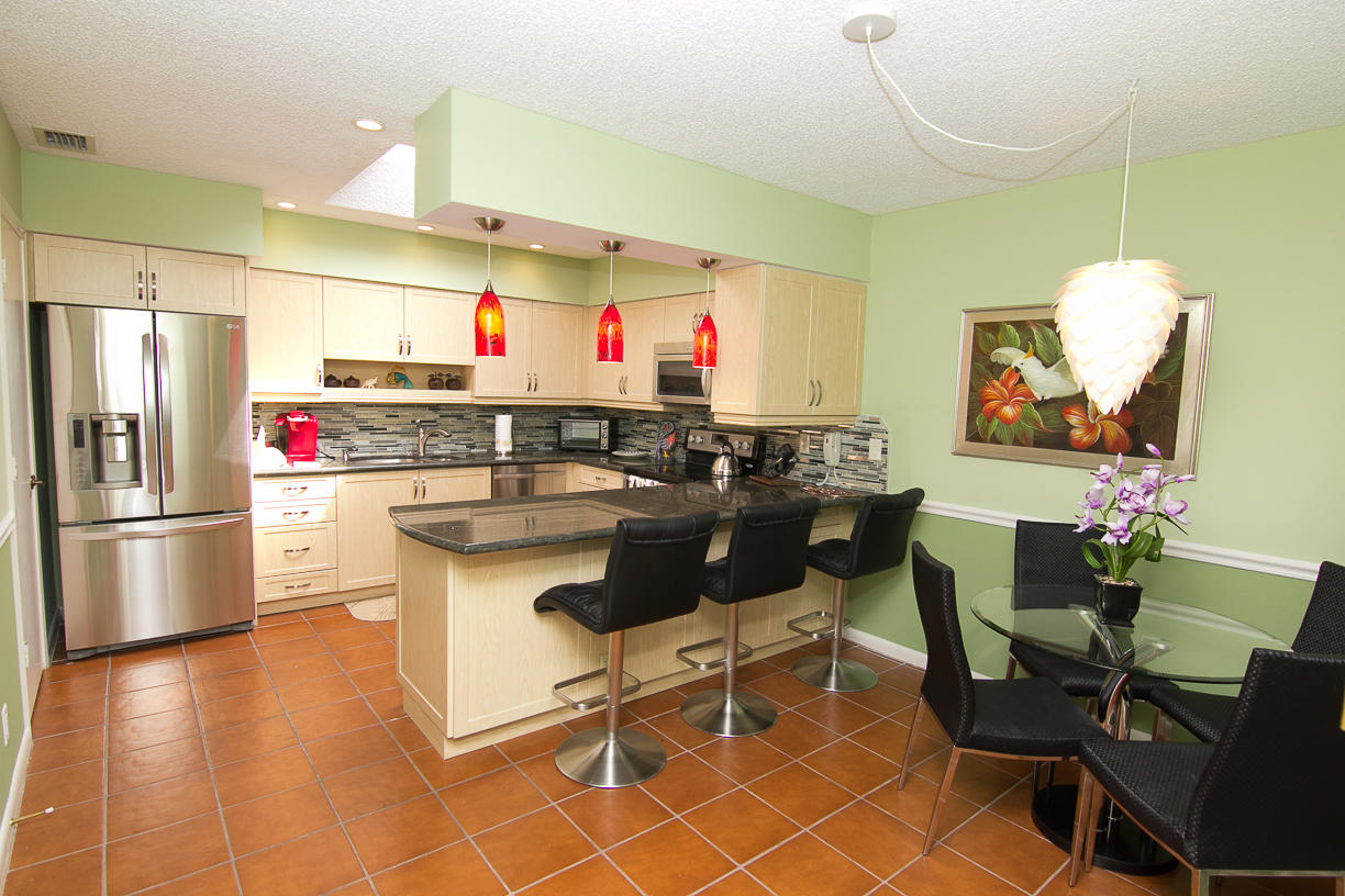 20629 Linksview Circle Boca Raton, FL 33434 - Photo 6 of 19 IMG_3658.jpg