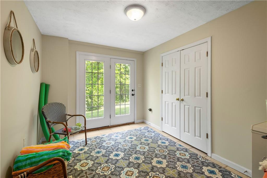 237 Clever Road McKees Rocks, PA 15136 - Photo 36 of 50