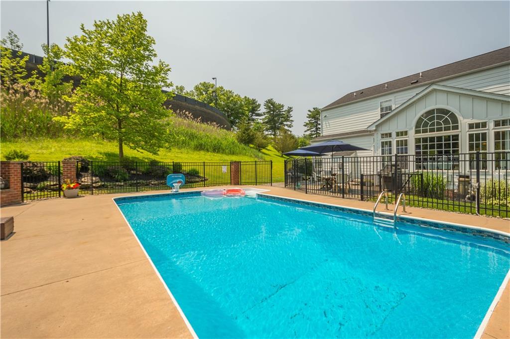 237 Clever Road McKees Rocks, PA 15136 - Photo 40 of 50