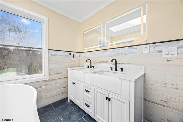$949,000 | 240 North Odessa Avenue, Egg Harbor City, NJ 08215