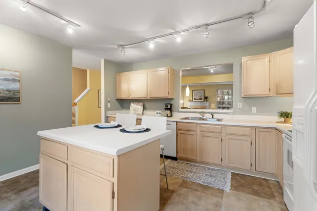 $317,900 | 516 Huntington Ridge Drive, Nashville, TN 37211