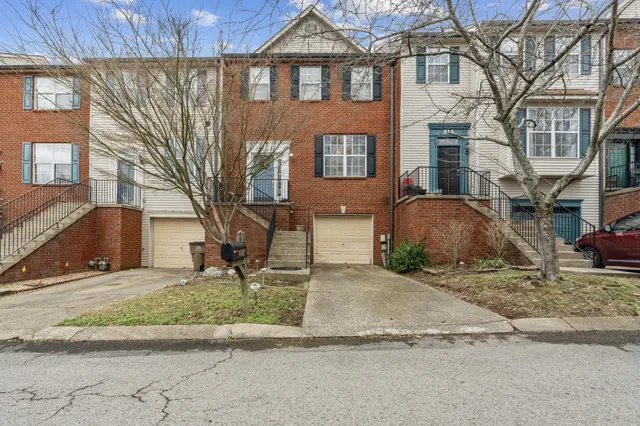 $317,900 | 516 Huntington Ridge Drive, Nashville, TN 37211