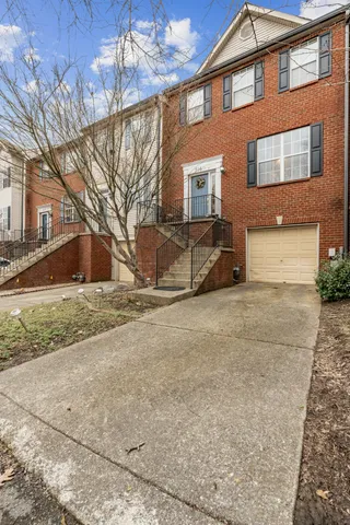 $317,900 | 516 Huntington Ridge Drive, Nashville, TN 37211