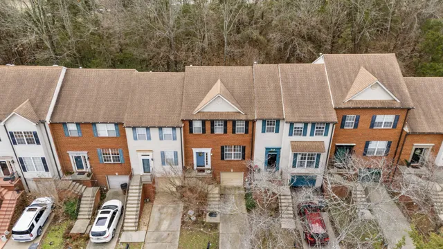 $317,900 | 516 Huntington Ridge Drive, Nashville, TN 37211