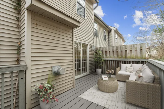 $317,900 | 516 Huntington Ridge Drive, Nashville, TN 37211