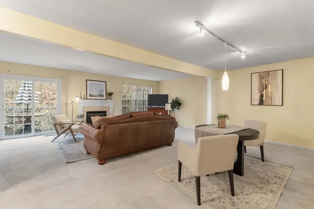 $317,900 | 516 Huntington Ridge Drive, Nashville, TN 37211