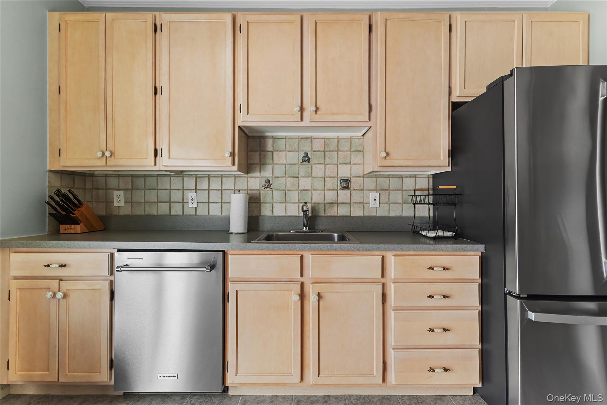 15 Timber Ridge Drive Coram, NY 11727 - Photo 19 of 35