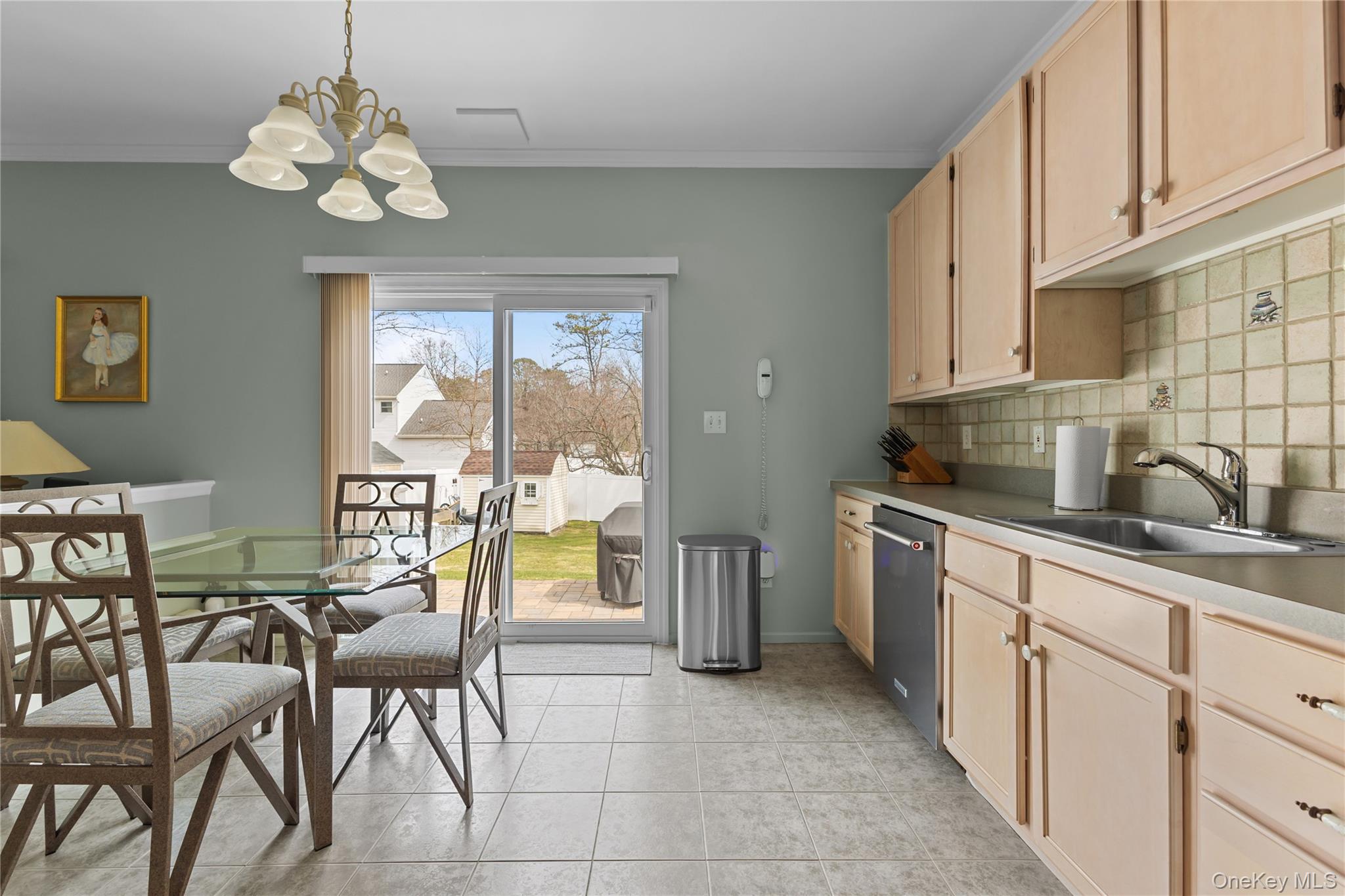 15 Timber Ridge Drive Coram, NY 11727 - Photo 21 of 35