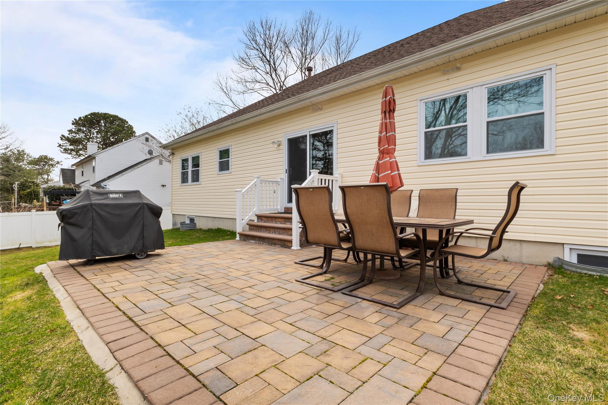 15 Timber Ridge Drive Coram, NY 11727 - Photo 23 of 35