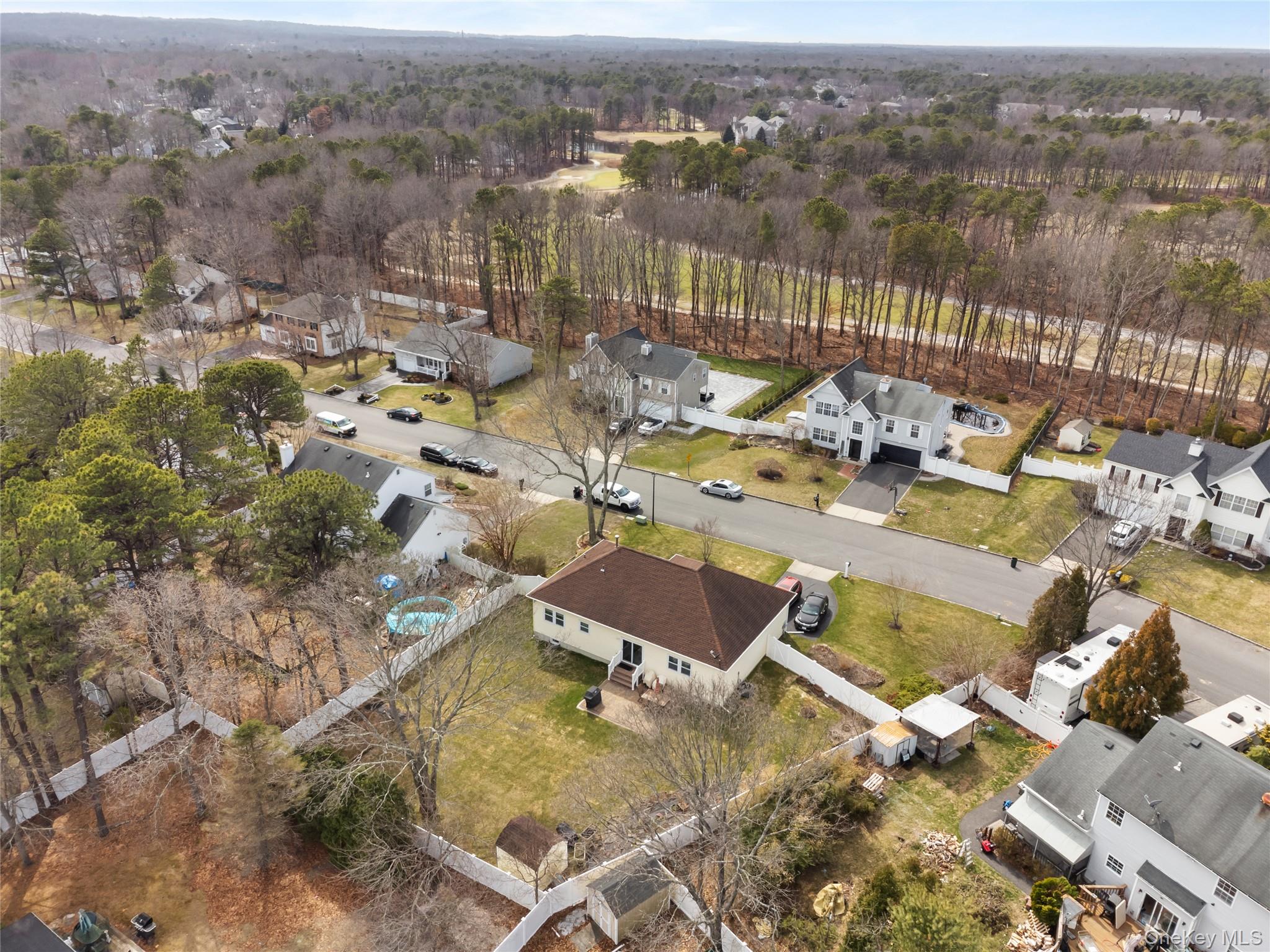 15 Timber Ridge Drive Coram, NY 11727 - Photo 32 of 35