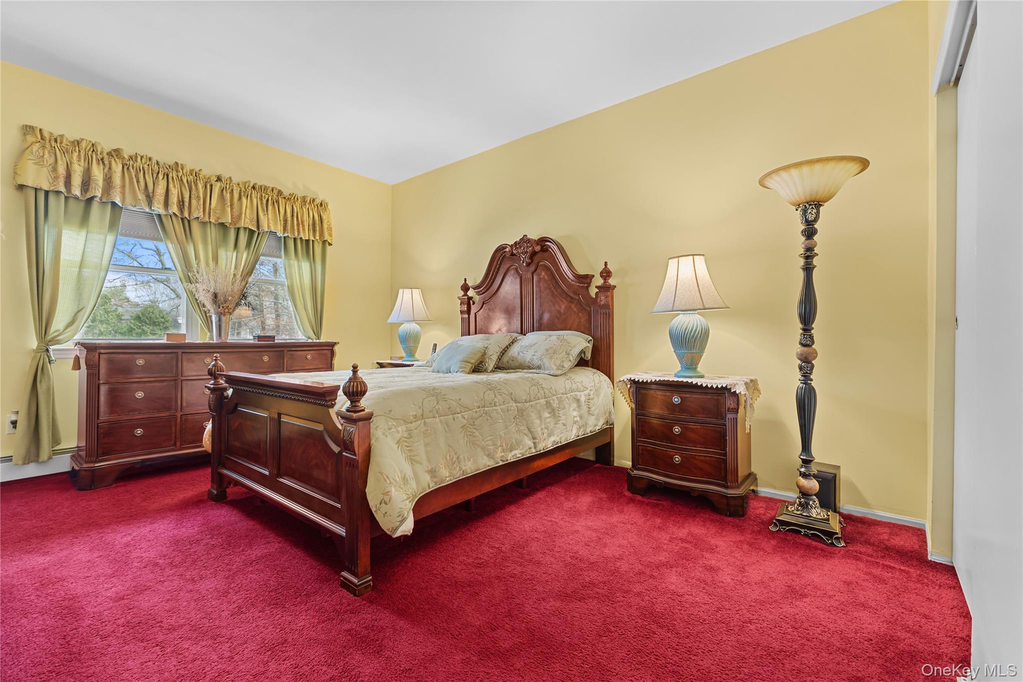 15 Timber Ridge Drive Coram, NY 11727 - Photo 7 of 35