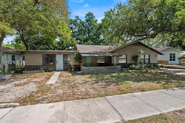 $2,200 | 1193 Bass Boulevard, Dunedin, FL 34698