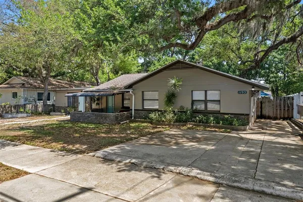 $2,200 | 1193 Bass Boulevard, Dunedin, FL 34698