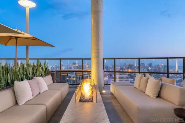 $4,506 | 525 Olive, Unit 1806, San Diego, CA 92103